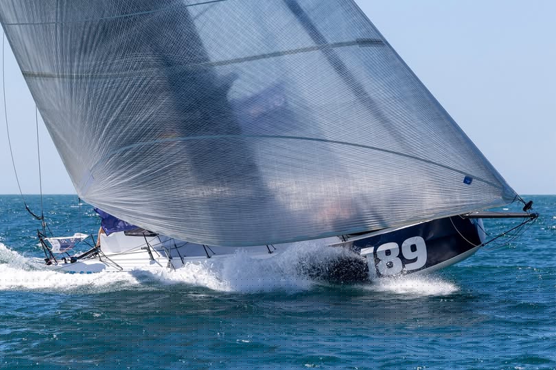 Globe40 – Fast gallop towards the Canaries – 24-hour record broken