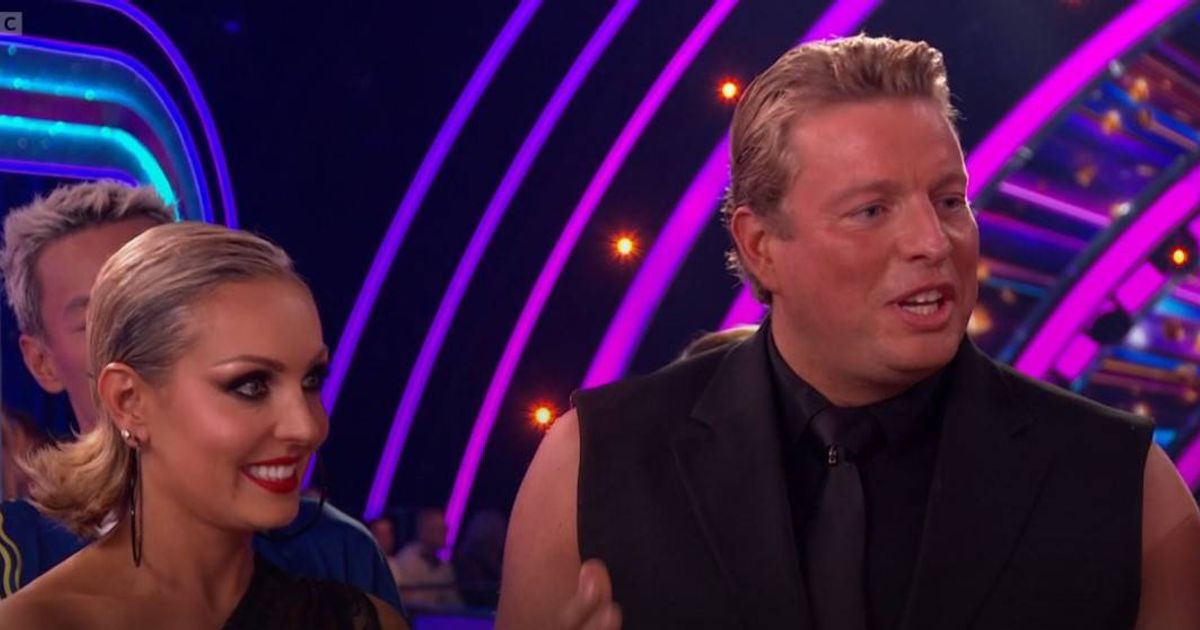 Strictly Come Dancing star Thomas Skinner's first live dance branded 'car crash' by fans