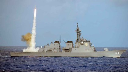 Le Japon envoie le destroyer Chōkai aux États-Unis pour recevoir la capacité du missile Tomahawk