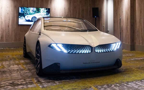 BMW Executive in 2023: No Plans to Sell in-Vehicle Ads