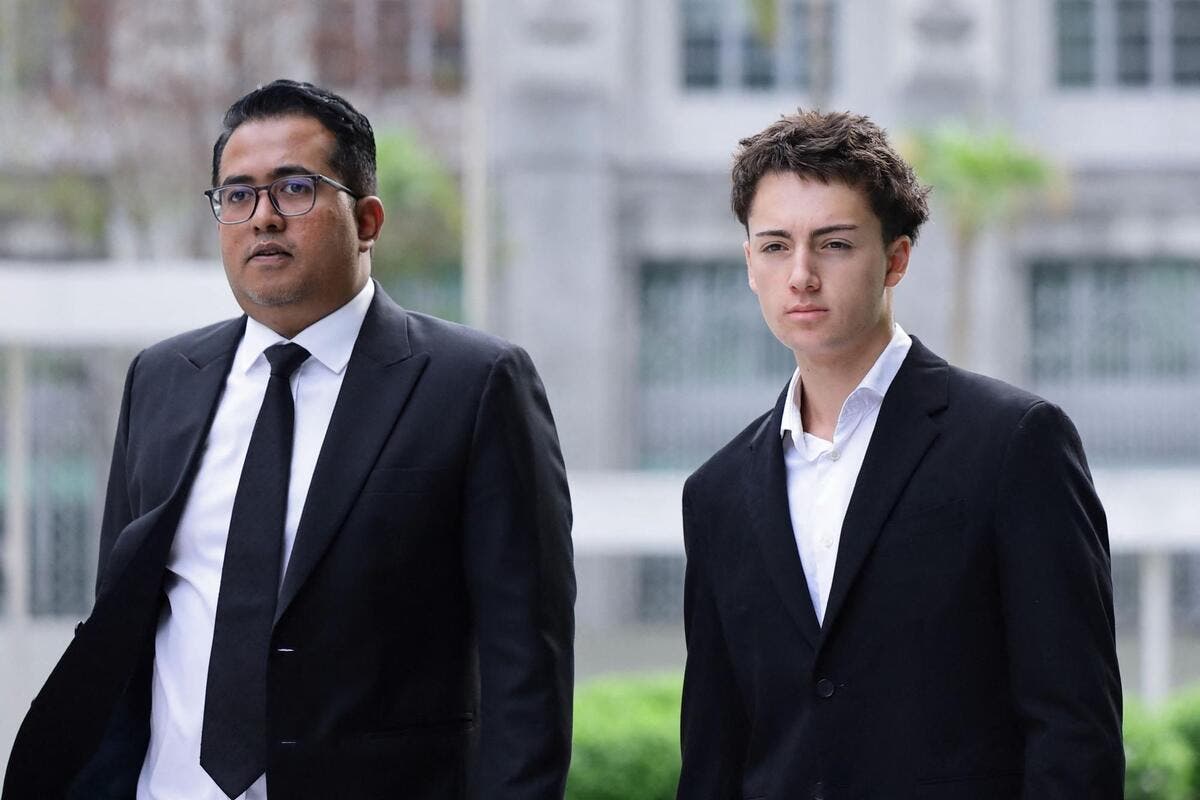 Il s’était filmé en train de remettre une paille qu’il avait léchée dans un distributeur : le Français de 19 ans échappe à la prison à Singapour