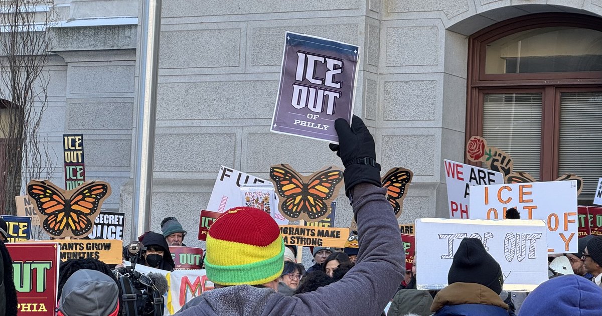 Proposed ICE restrictions appear to have enough City Council support to become law without mayor's signature