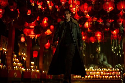 First Look: Henry Cavill In New “Highlander”