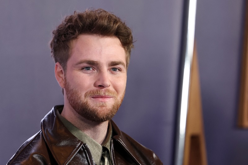 Alex Warren’s “Ordinary” Sets Record With 15th Week At No. 1 On Billboard’s Pop Airplay Chart