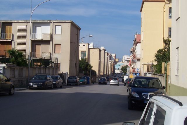 Commenti su Mercatino rionale della Croce, la replica alle critiche: «Rispettiamo chi lavora e mantiene vive le tradizioni» di Manfredolandia
