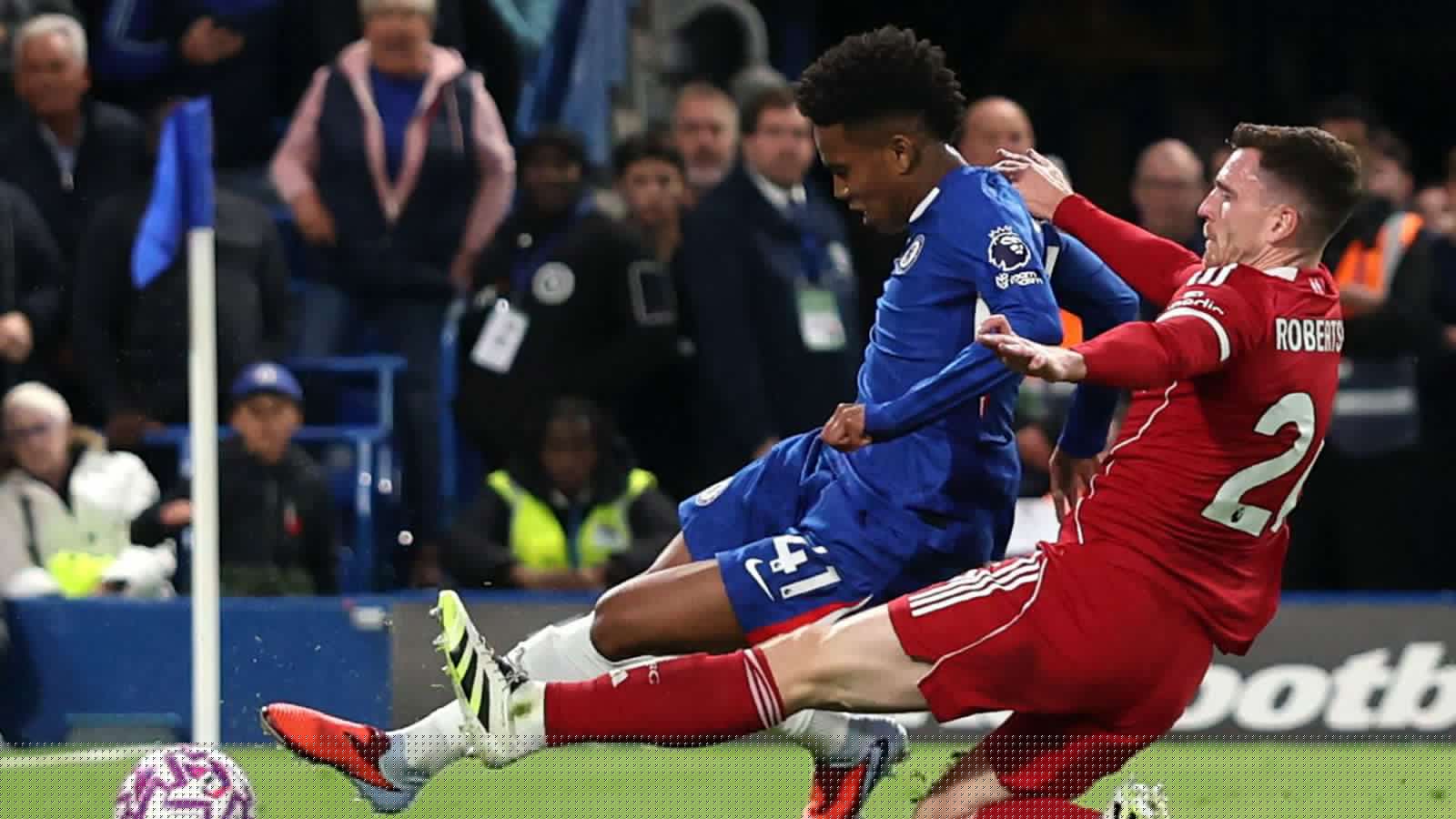 Sjáðu dramatíkina á Brúnni og mörkin hjá Manchester United og Arsenal