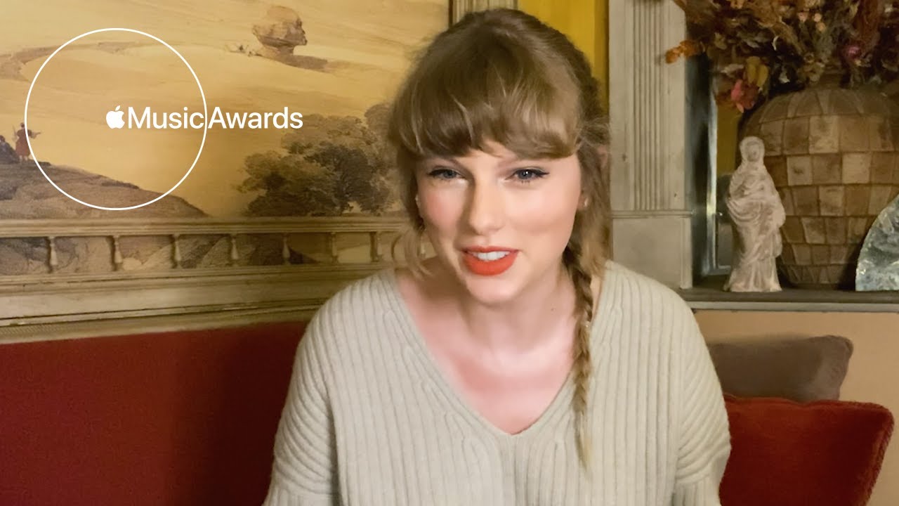 Taylor Swift & Ed Sheeran Have Heartfelt Moment At Wedding