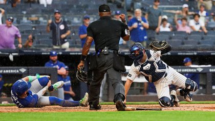 Red Sox might've just gotten lucky as Blue Jays suffer costly injury