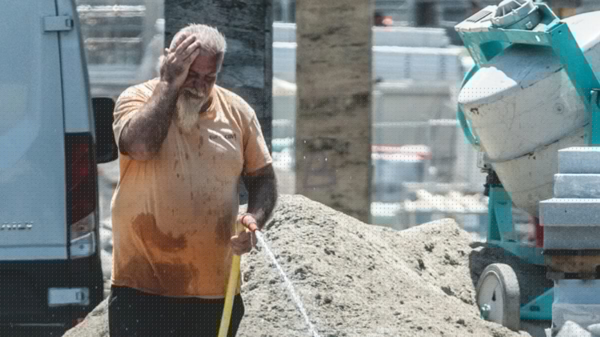 C’è violenza sul lavoro anche quando si obbedisce sotto pressioni e minacce di licenziamento