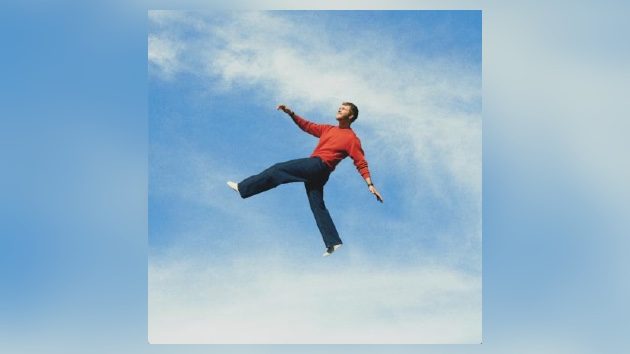 Alex Warren drops new single and video for ‘Rescuer’