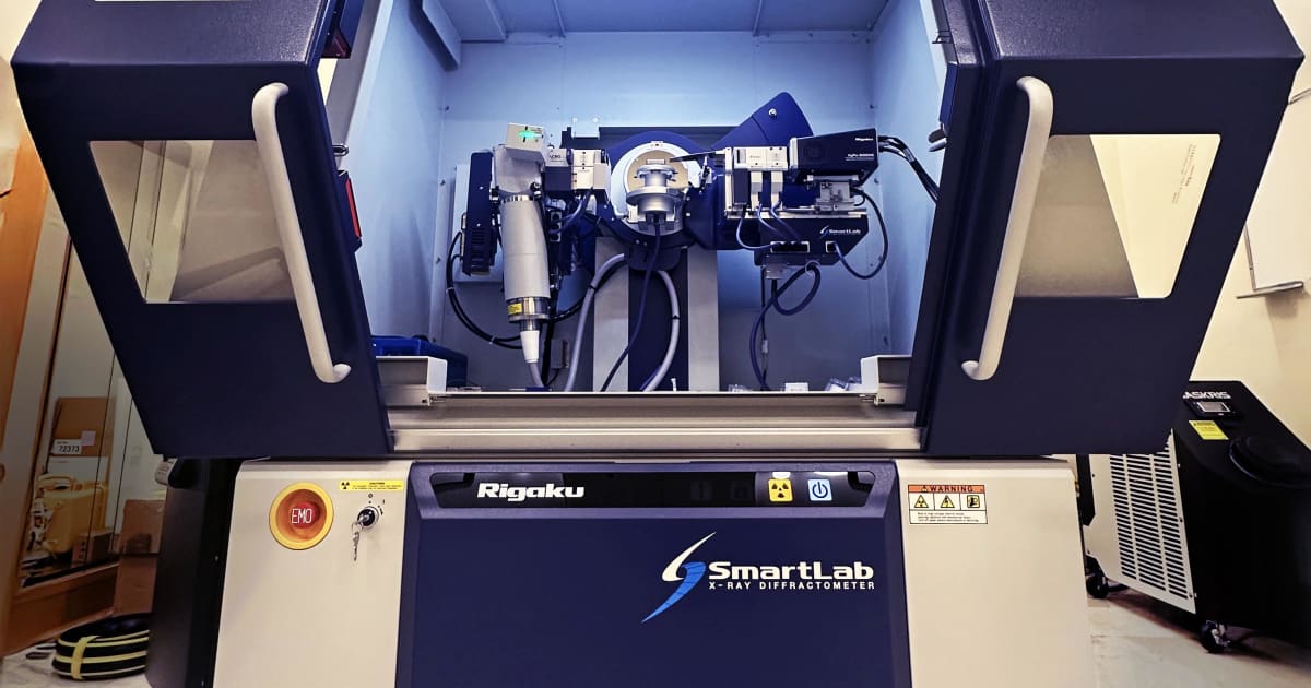 FIU acquires new tool to study life and death struggles of batteries