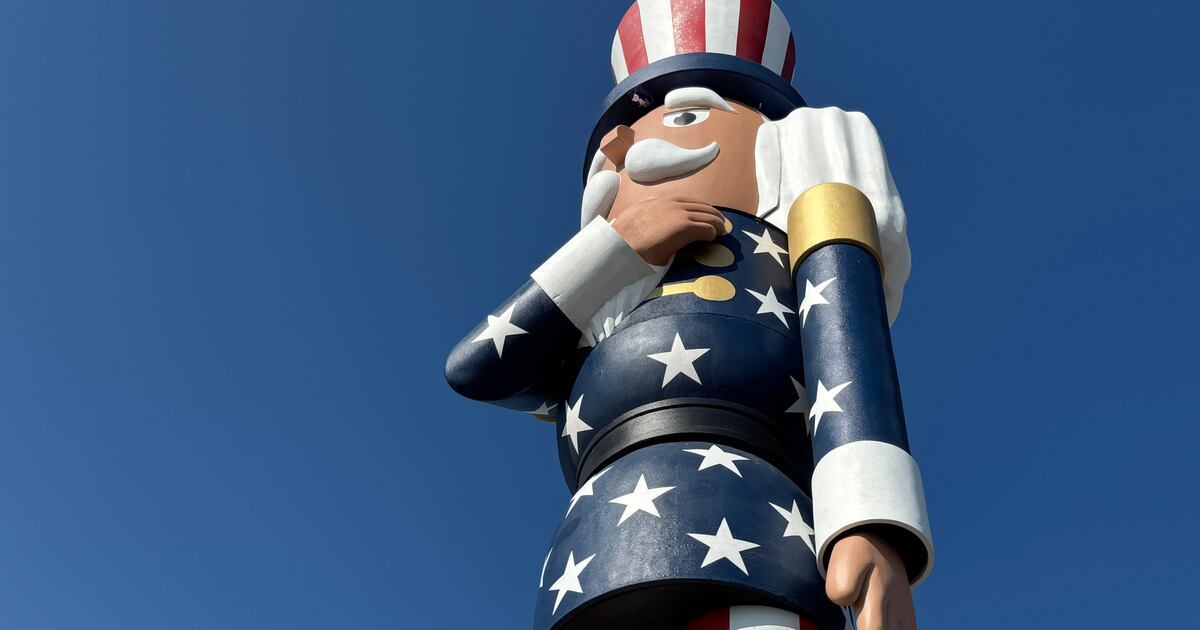 Minnesota town now boasts world’s tallest nutcracker