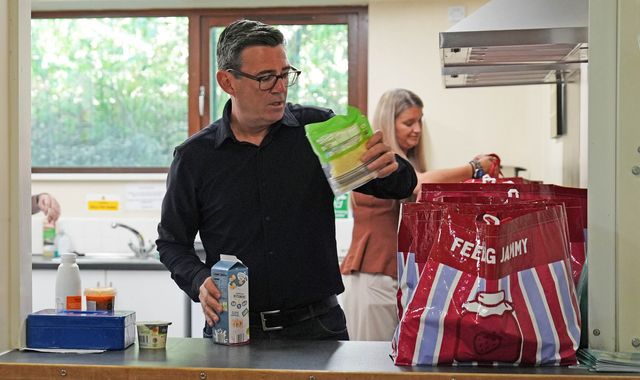 Andy Burnham to start national tour to hear cost of living concerns