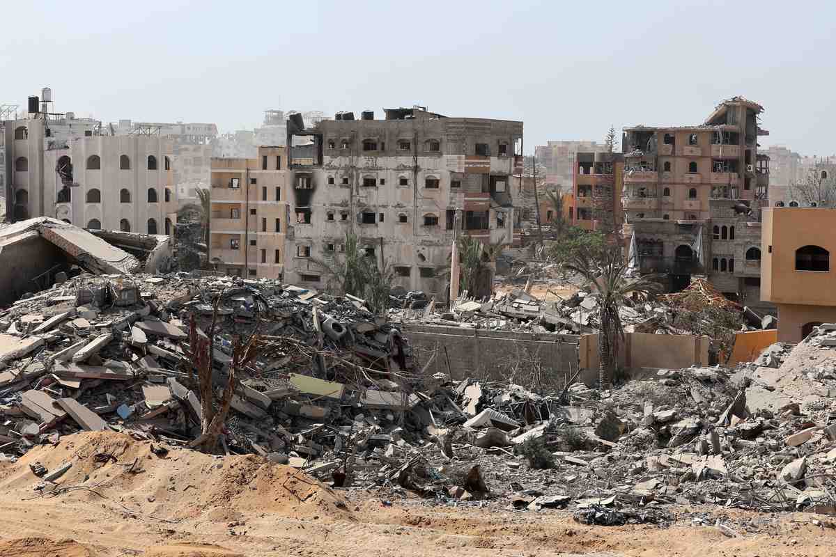 International Journalists Visit Gaza City under the Supervision of Israel’s Army