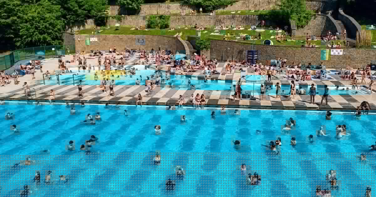 La fréquentation des piscines de Charleroi et alentours explose cet été, l'effet canicule se fait sentir