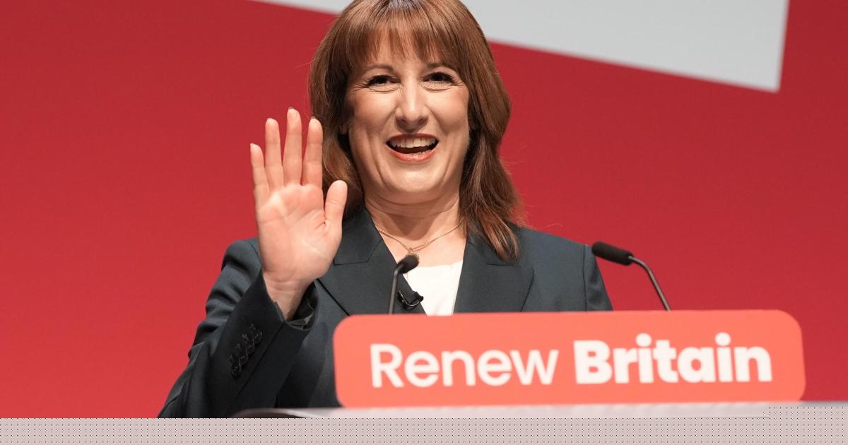 Rachel Reeves pledges 'secureconomics' and youth employment guarantee