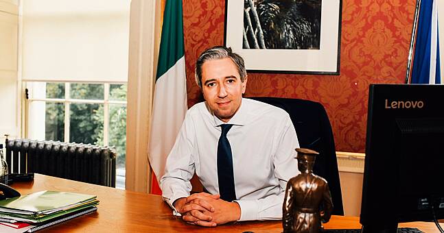 Irish Government to consider social media ban for under-16s