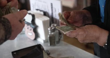 Federal government stops printing pennies, potentially impacting Kern County businesses