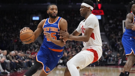 Mikal Bridges, Knicks come alive in second half to beat Raptors, 119-92