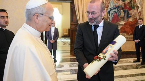 I suggerimenti di Leone XIV ai politici cattolici nella UE. “Dialogo e sana laicità, la strada per un’Europa della convivenza” (Chiara Lonardo)