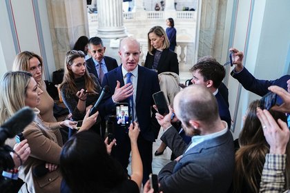 White House Summons Coinbase, Banks to Hash Out Crypto Bill