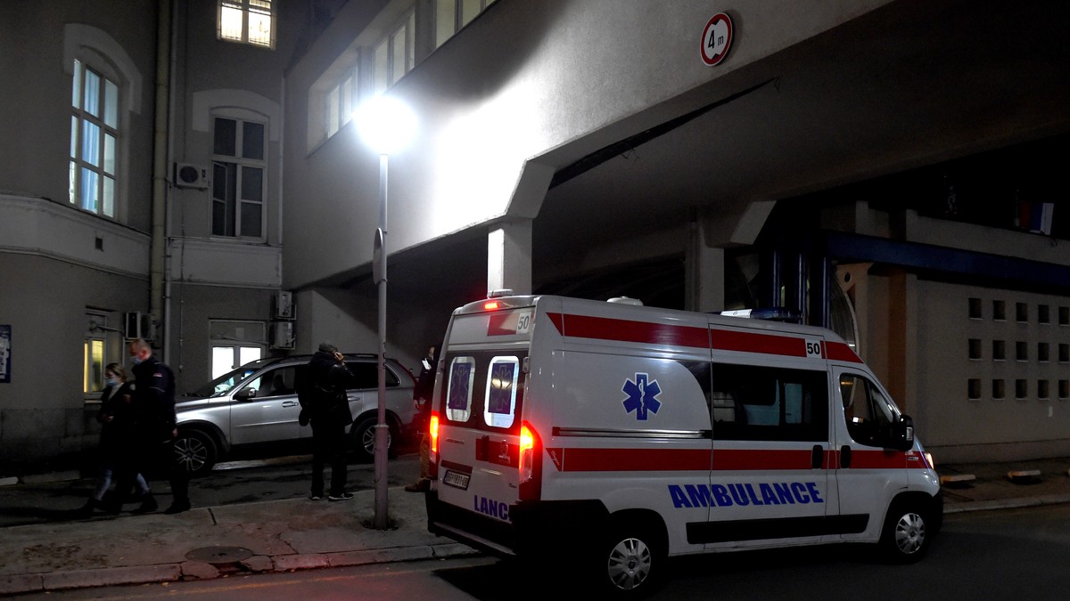 Noć u Beogradu: Povređeno više pešaka, Hitna pomoć imala 129 intervencija