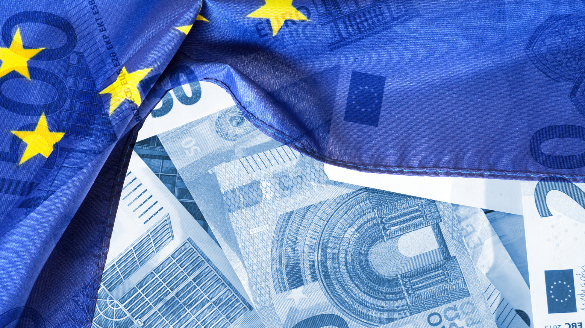 Az EU vezetői elismerték: akkora bajban vagyunk, hogy már csak egyetlen megoldás maradt