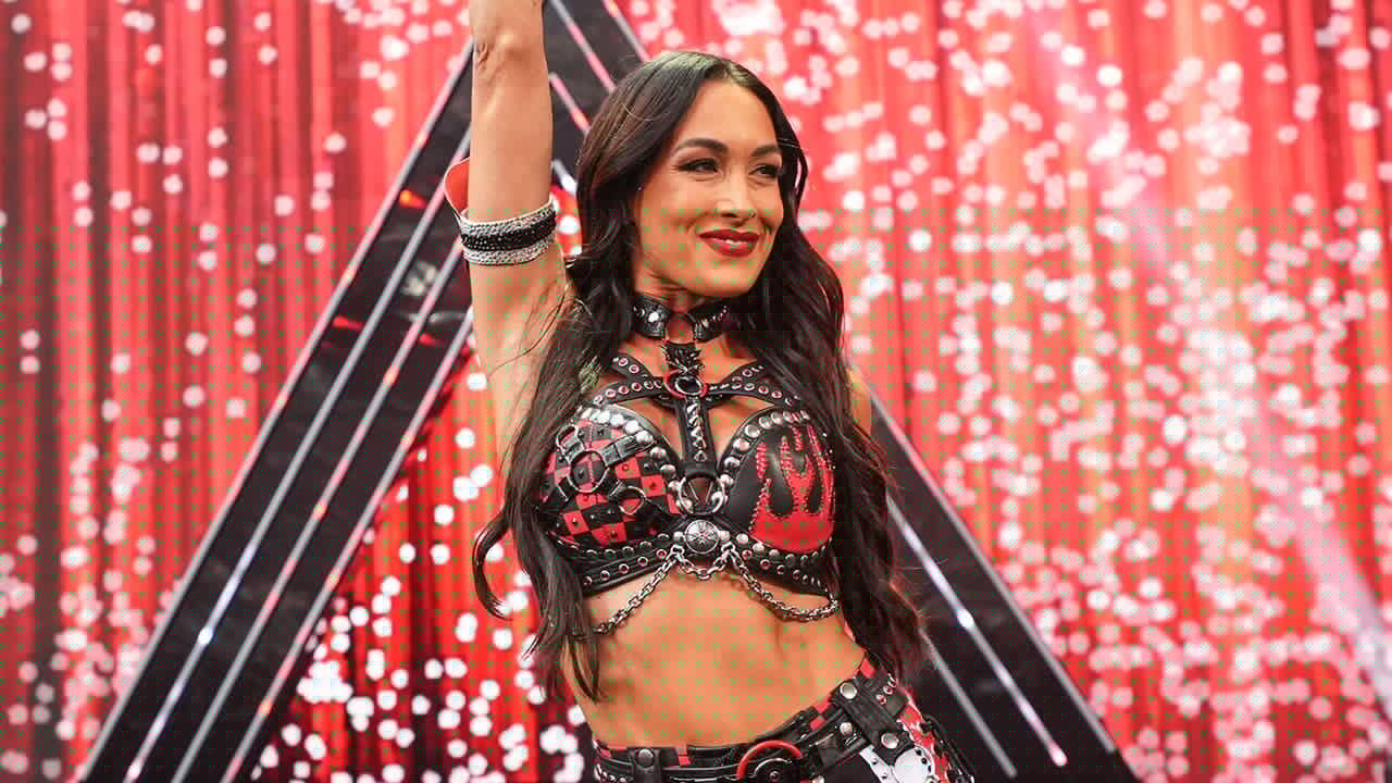 WWE star Brie Bella 'in a lot of pain' following injury at SummerSlam, sister says