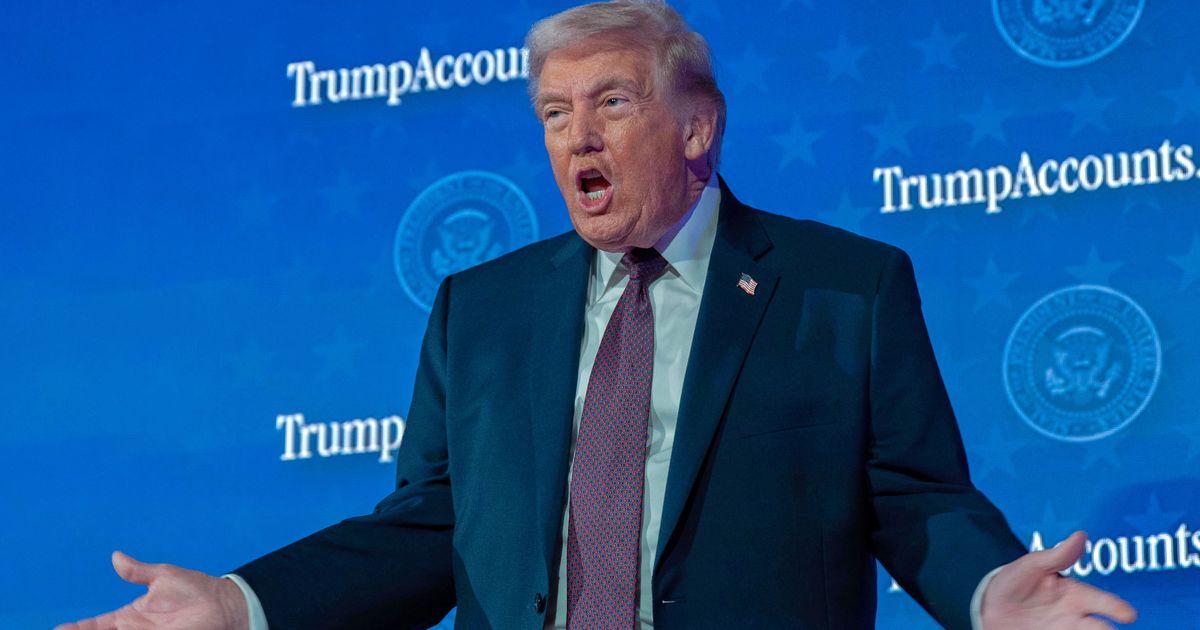 Trump suffering from 'diarrhoea of the mouth and dementia' as experts claim 'he's losing it'