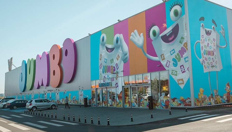 Jumbo cade în România. Reclamă un mediu operațional dificil