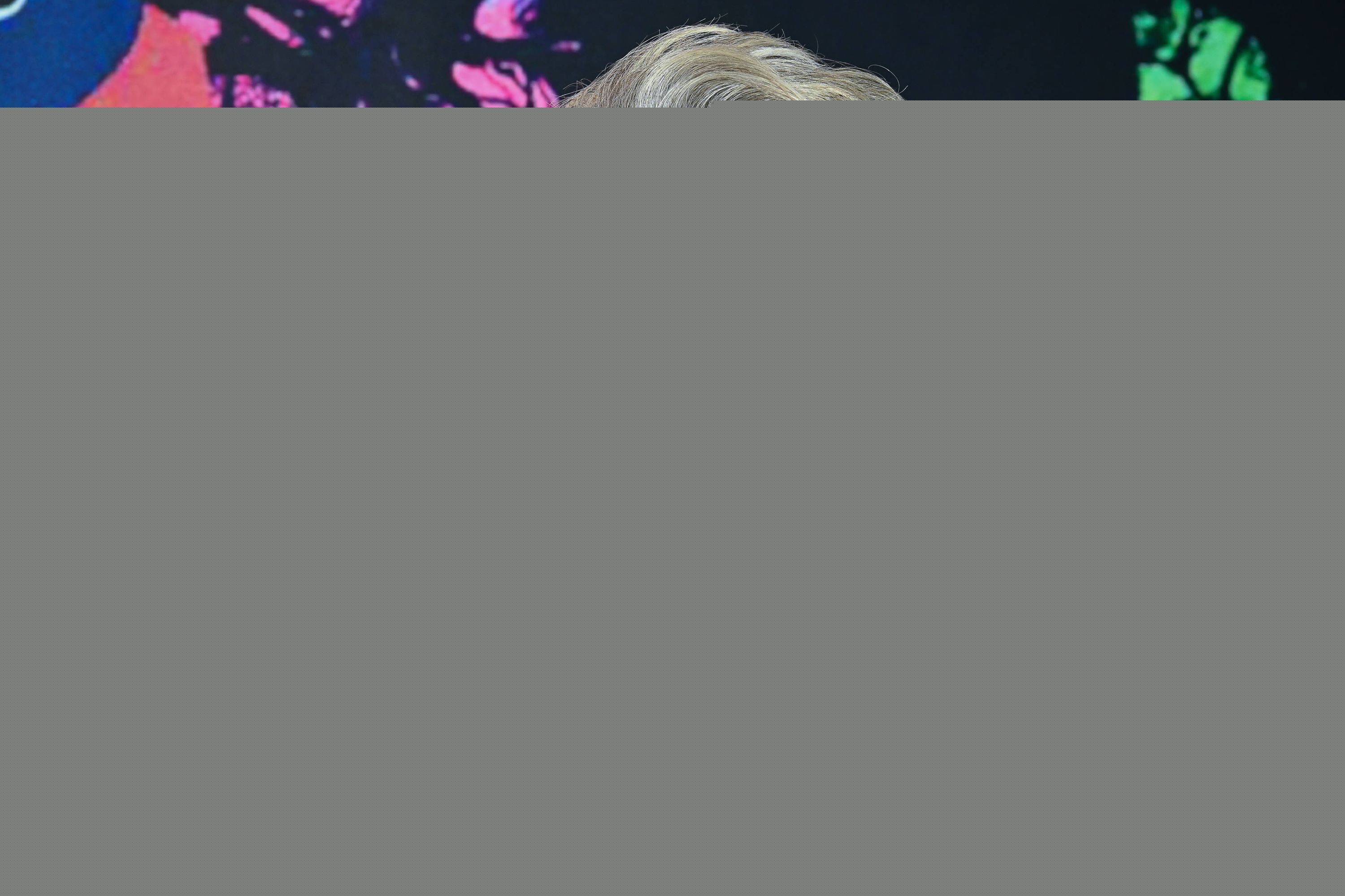 « Partir au plus vite » : face aux flammes, évacuation en pleine nuit pour Françoise Laborde et son mari