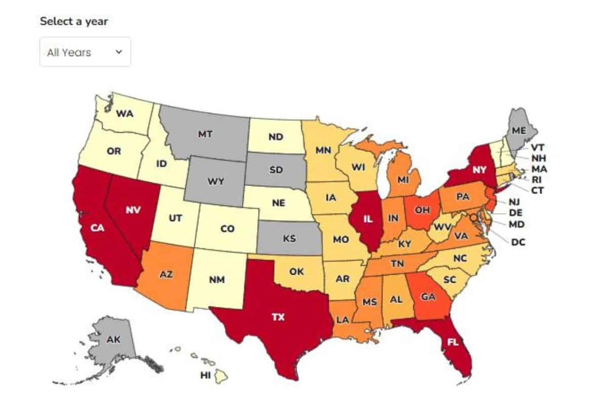 Deadly ‘Superbug’ Fungus Spreads to 23 States. Is Florida One of Them?