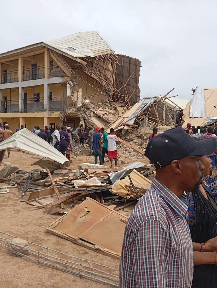 16 Trapped, Three Rescue Unconscious As Building Collapses In Kano