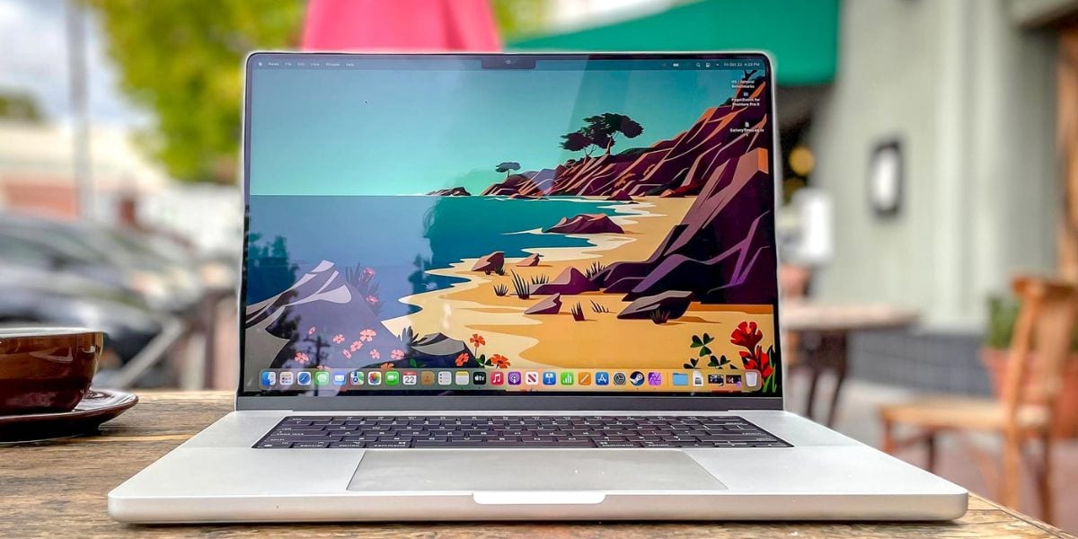 Apple Nears Production of M5 MacBooks and Mini-LED Studio Displays