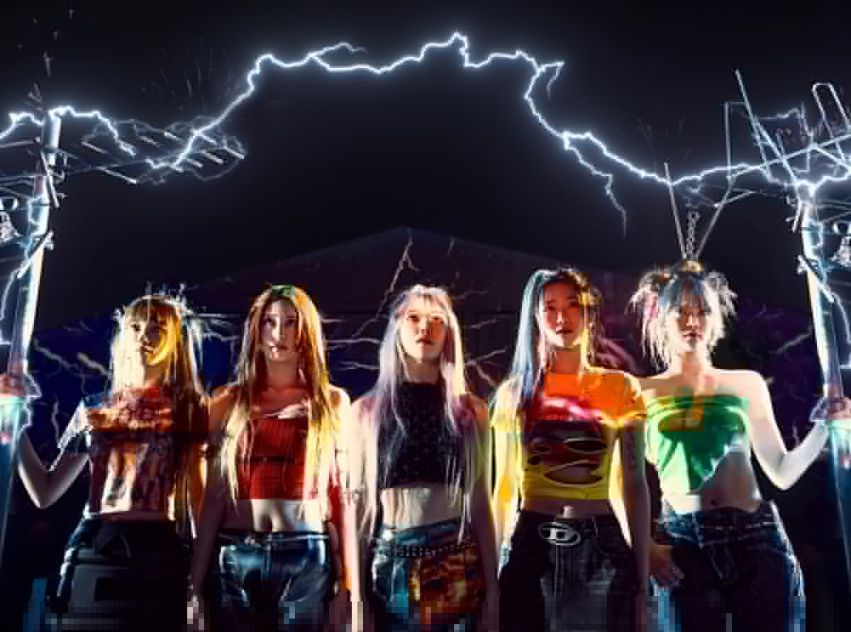 Comment on LE SSERAFIM GOES ‘CRAZY’ ON BILLBOARD HOT 100! by Danielcom