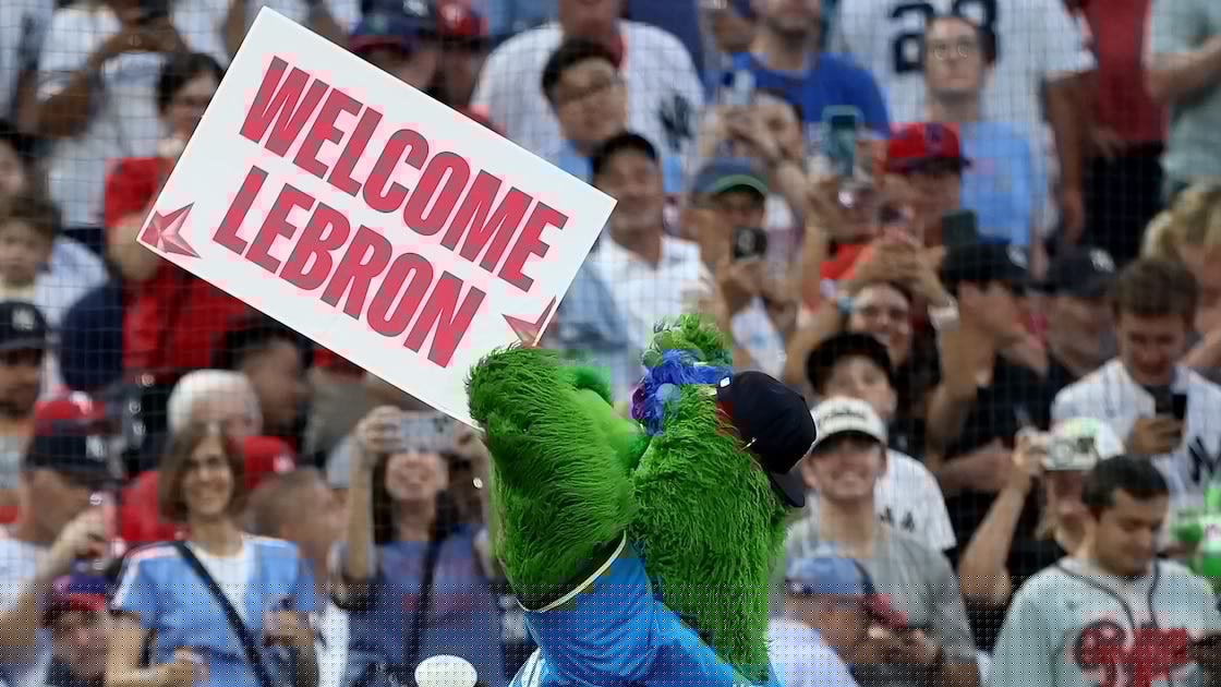 LeBron James Will Be NBA's 310th Highest-Paid Player After Taking Pay Cut on 76ers Contract