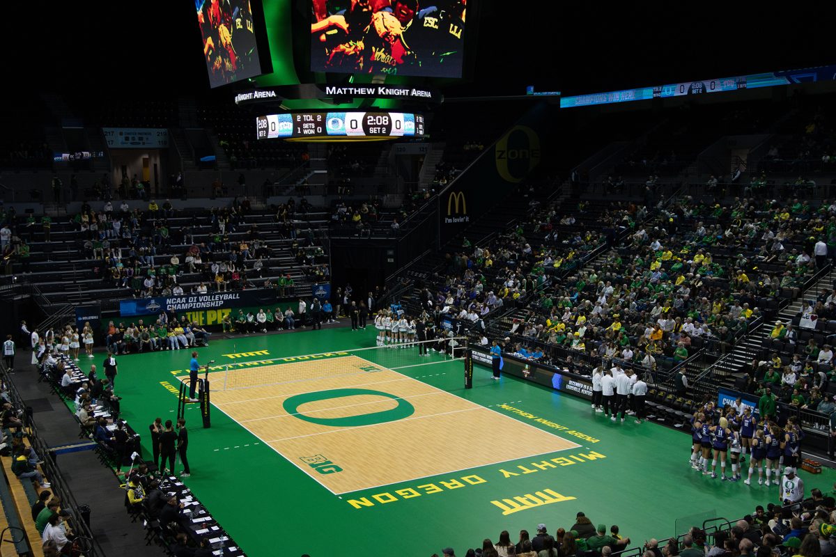 Oregon volleyball wins five-set thriller over Iowa