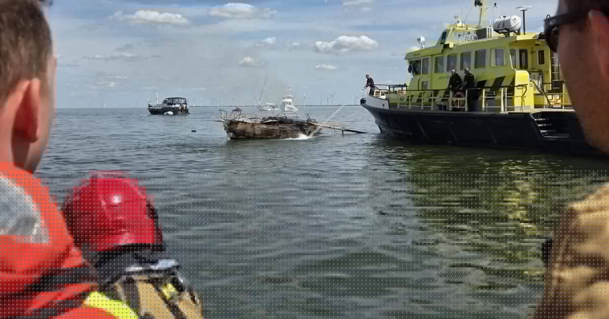 Boot ging unter - 2 Opfer bei Jacht-Explosion von Bord geschleudert