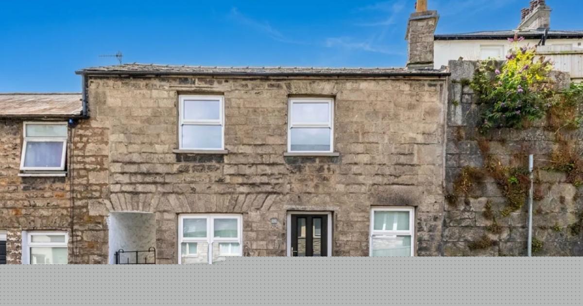 Former stable and coach house in Kendal on market for £250,000