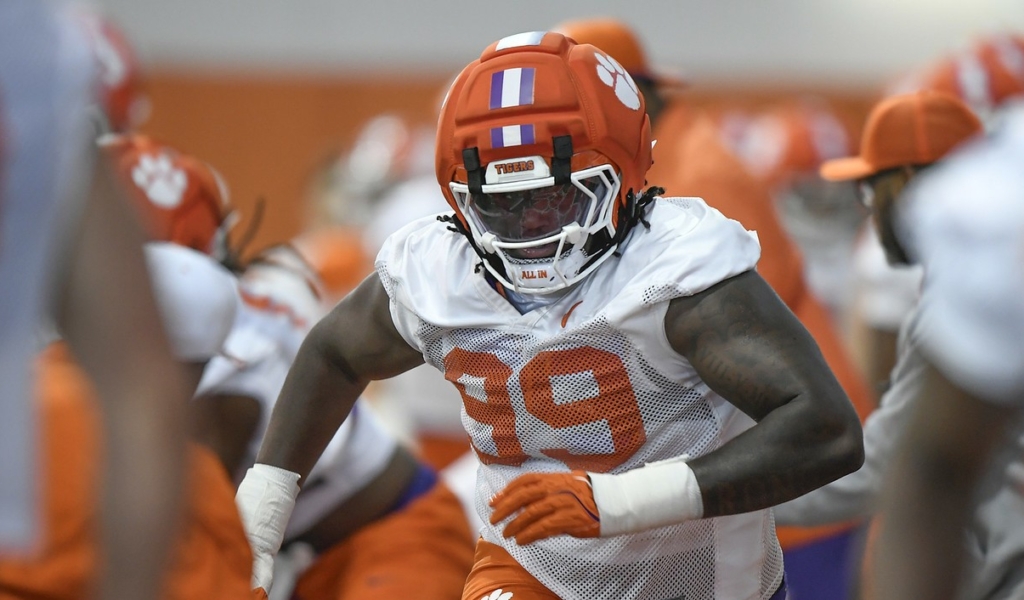 Bart Boatwright’s Photo Gallery: Fall Camp Day 2