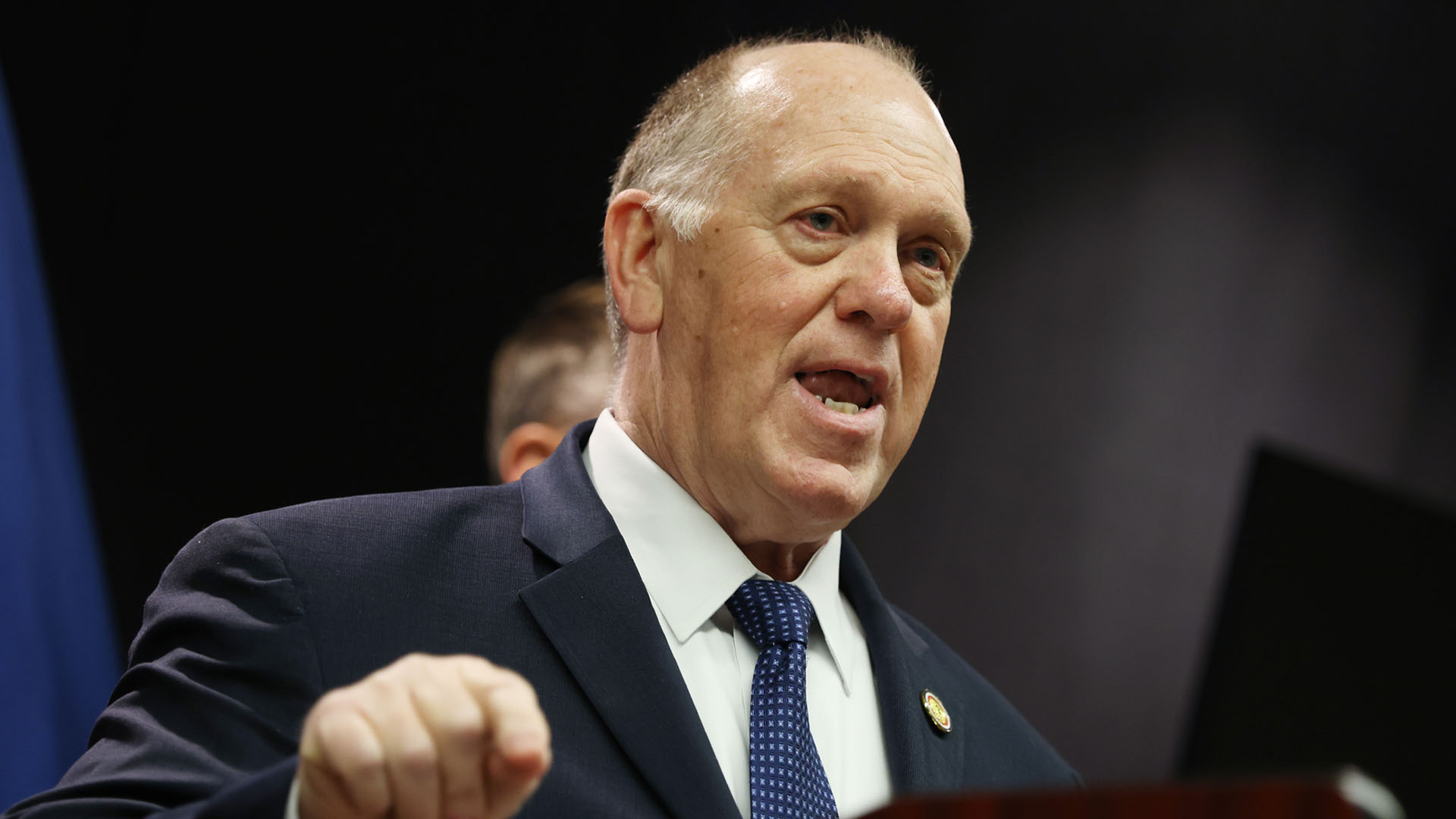 Trump’s border czar orders ‘draw-down’ plan for Minnesota as he defends ICE and says Walz needs to cooperate