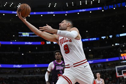 Celtics turned down trade offer that included Bulls center