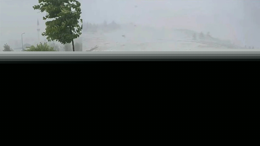 Momenti kur Istogu u 'godit' nga breshëri, pamje nga stuhia që la pas dëme të mëdha në bujqësi