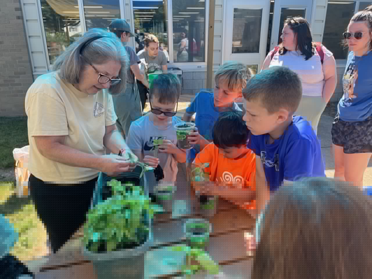 Chelsea Program Cultivates Cross-Generational Connections