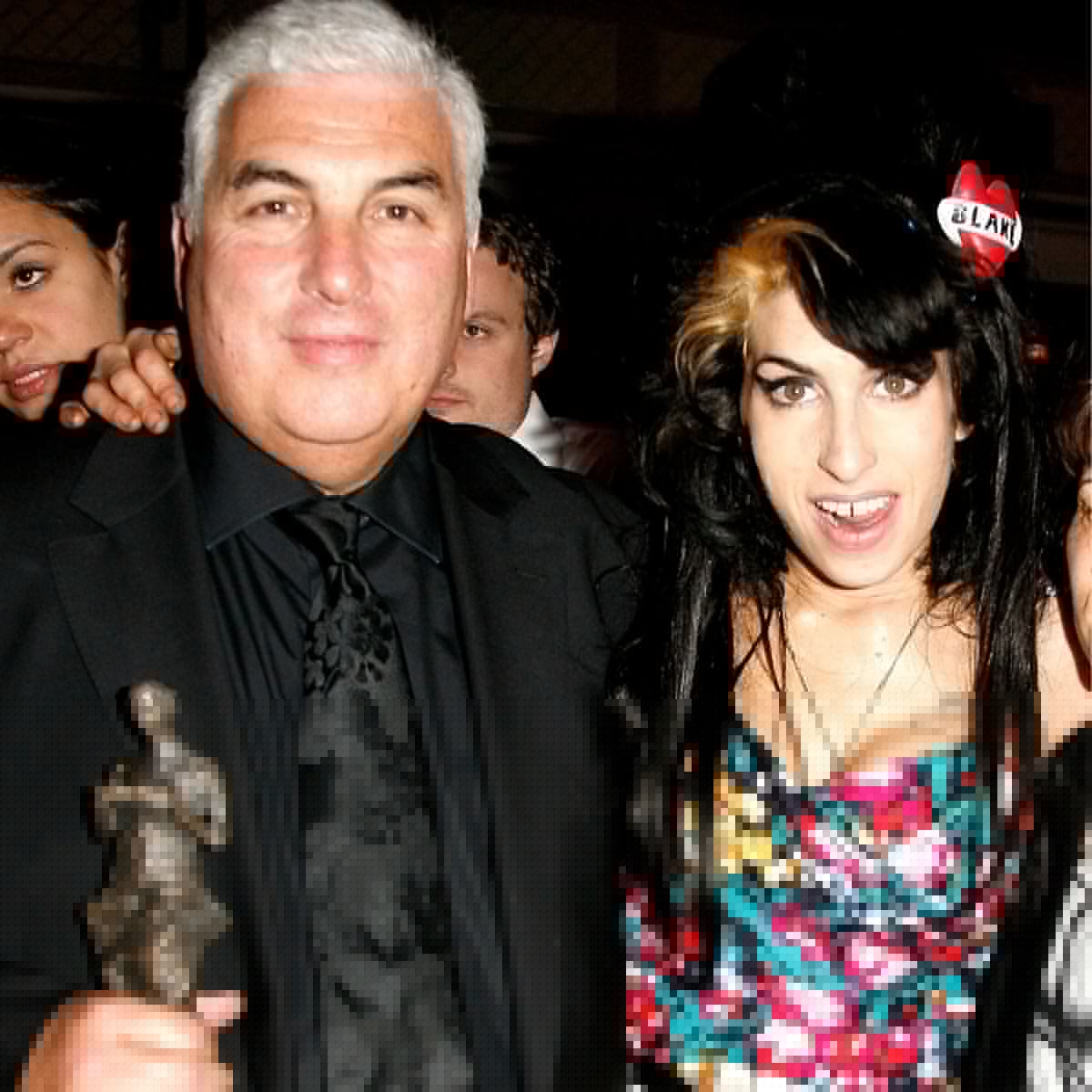 Amy Winehouse's Father to Pay Over $1 Million After Auction Dispute