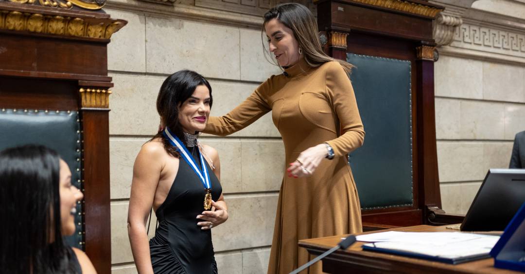 Vanessa Giácomo recebe homenagem na Câmara dos Vereadores do Rio