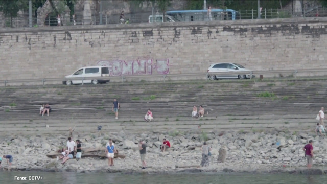La siccità prosciuga il Danubio, soffre anche il turismo