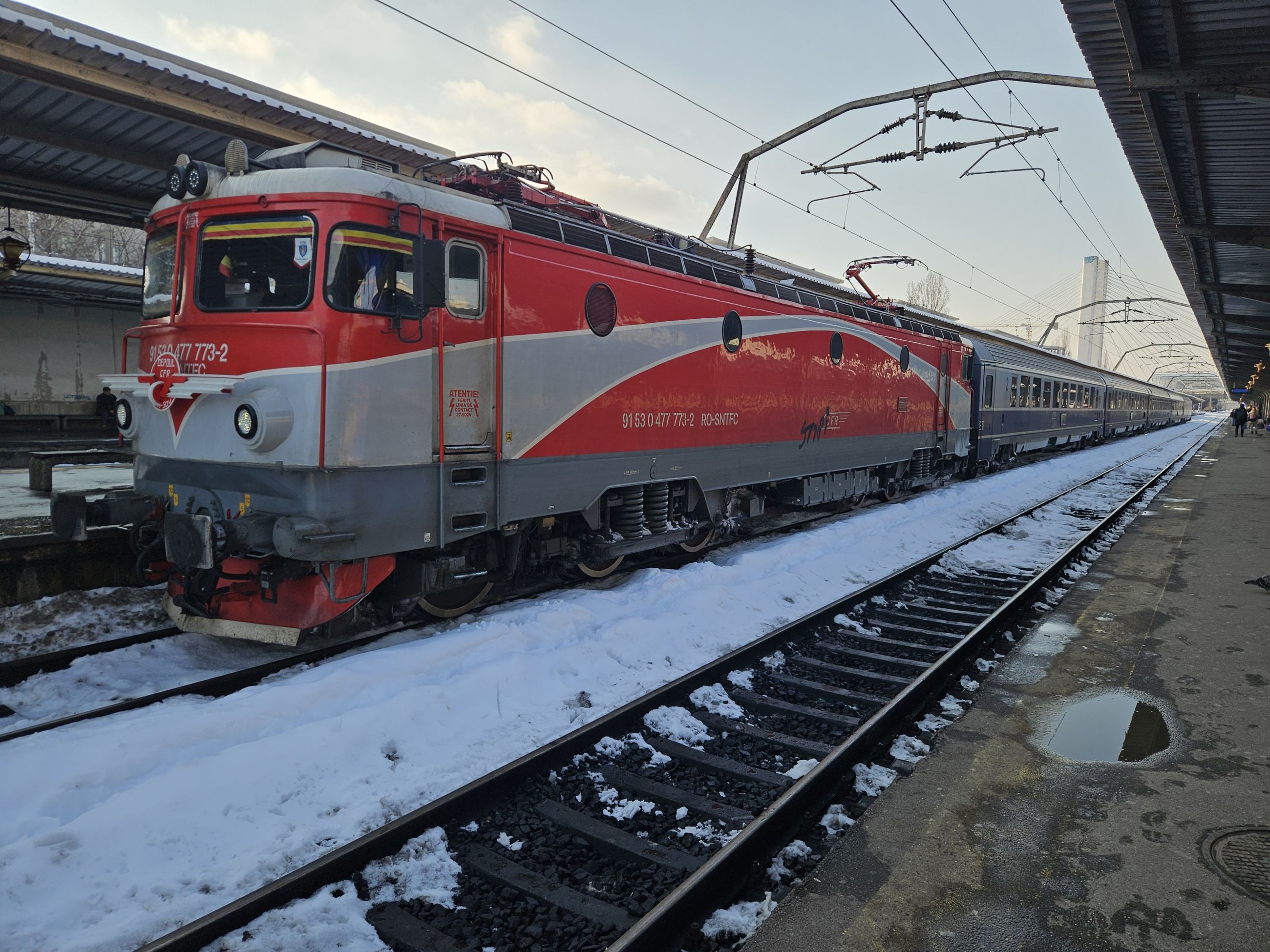 Incendiu într-un tren plin cu pasageri, lângă Vaslui