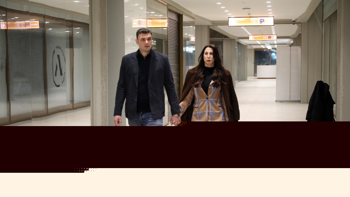 SLUČAJNO SAZNALA DA IMA NEIZLEČIVU BOLEST Naša pevačica (35) zbog dijagnoze morala da promeni život iz korena: "Uz ljubav porodice uspela sam da živim punim plućima"