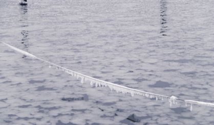 Sheriff: stay off the piers, Lake Michigan ice
